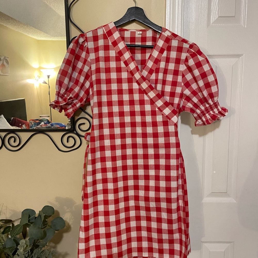A new shirt dress really beautiful lost the tag